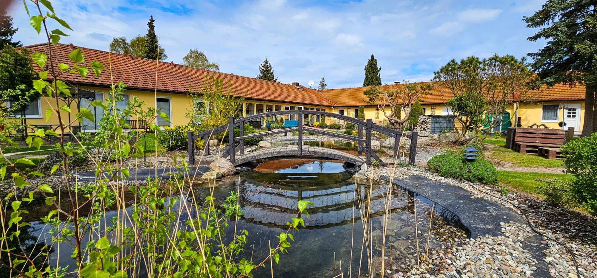 Hotel Pommerscher Hof Zinnowitz Exterior photo
